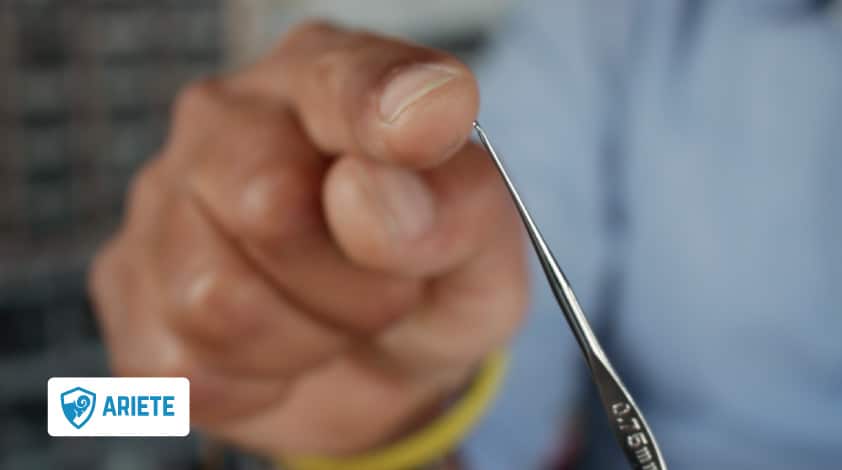 Hook for pulling out a key