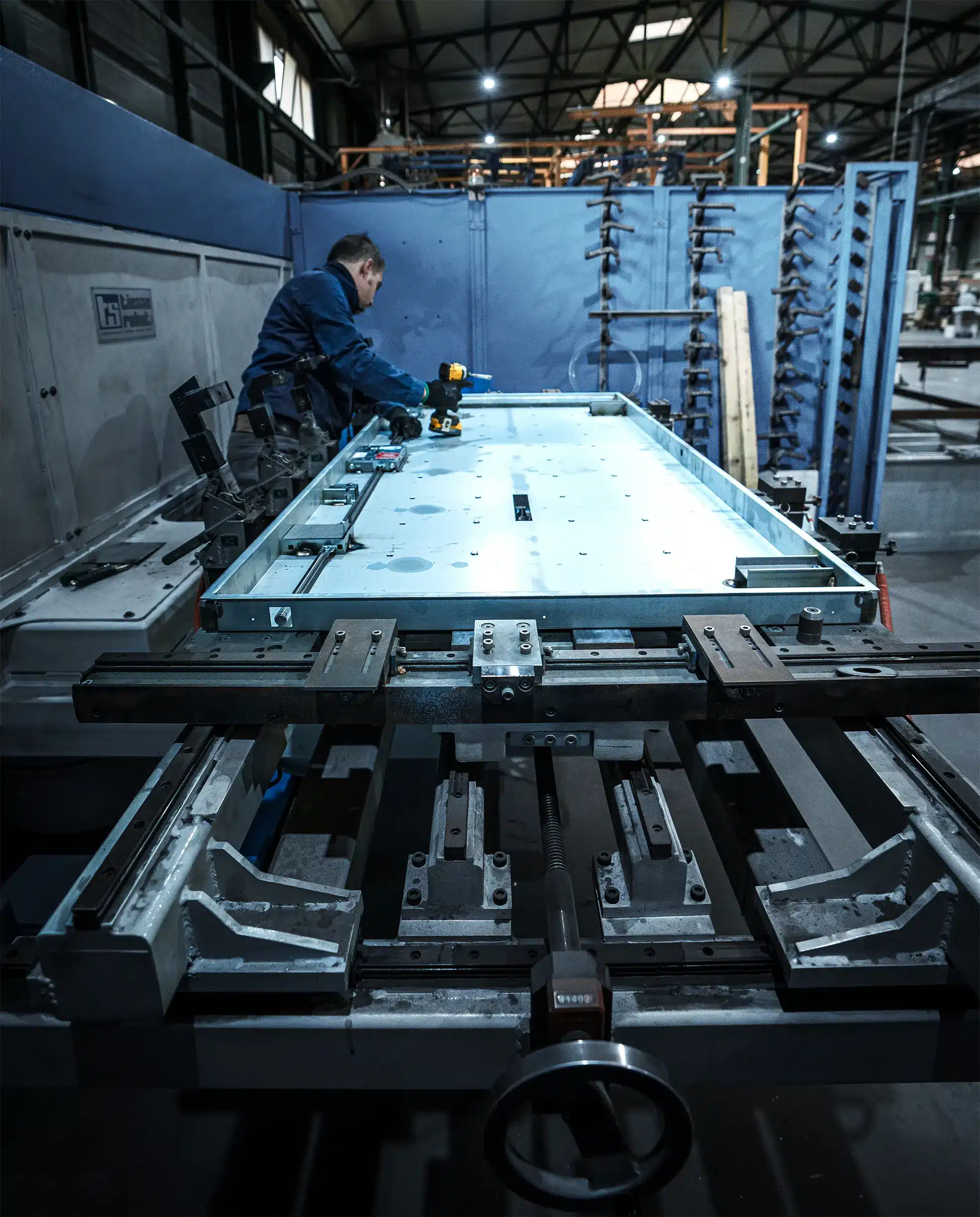 how an armoured door is made