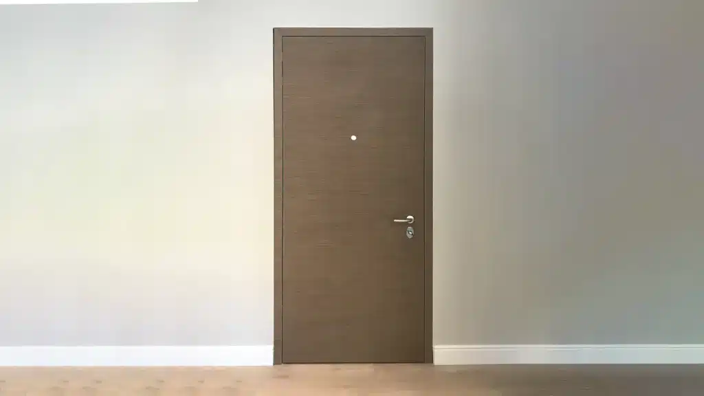 flush-to-wall armoured door