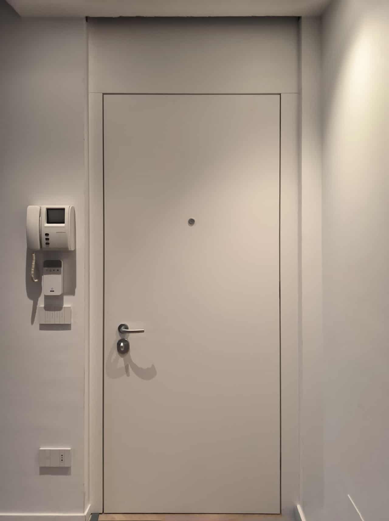 ariete white armoured door