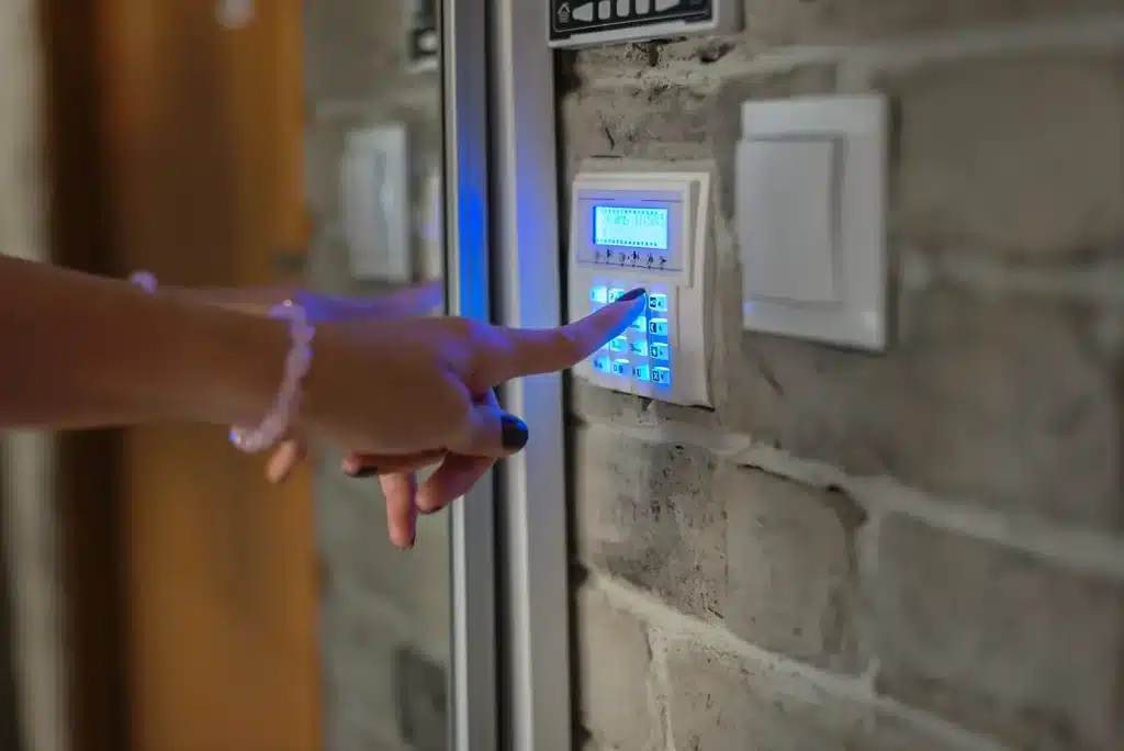burglar deterrents alarm